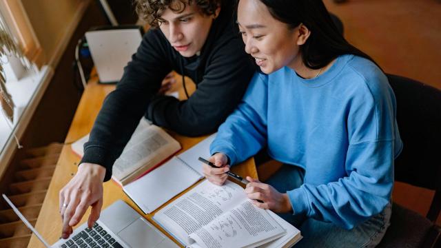 Peran Mahasiswa Dalam Membangun Lingkungan Akademik Yang Inklusif Di Universitas
