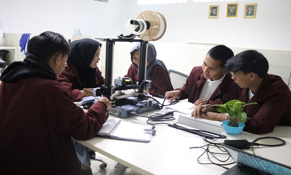 Pengaruh Gelar Sarjana Teknik Industri: Dongkrak Gaji Dan Percepat Karir Di Era Modern