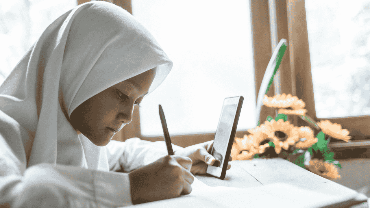 Pentingnya Literasi Digital Bagi Pelajar
