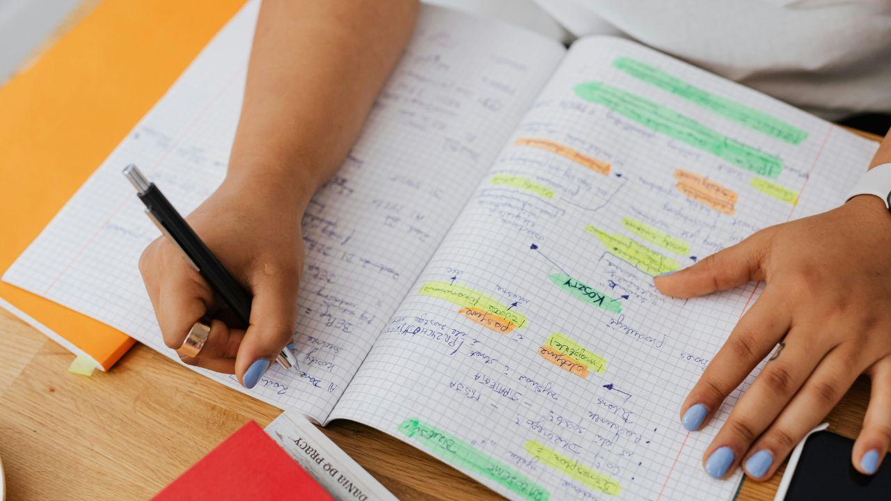 Pendidikan Sepanjang Hayat: Belajar Tidak Pernah Mengenal Usia