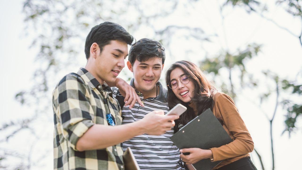 Potret Universitas Di Indonesia: Ruang Belajar, Bertumbuh, Dan Berproses