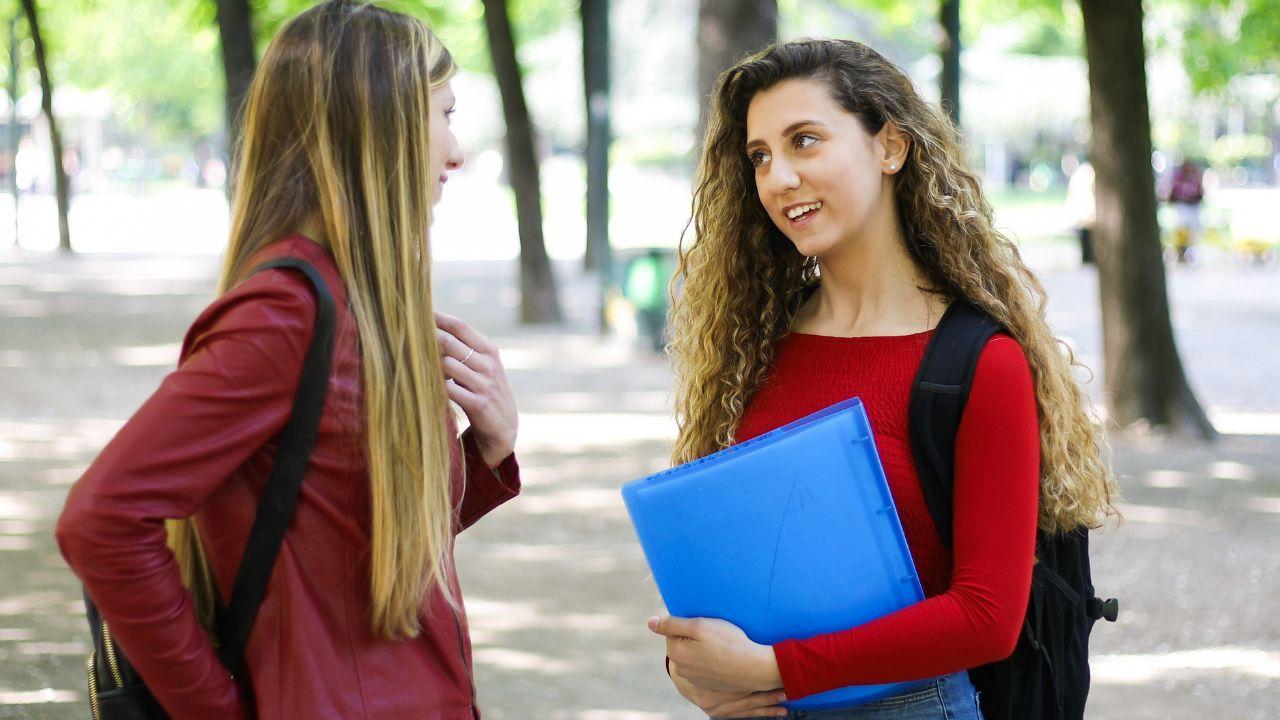 Mahasiswa Dan Dunia Kerja: Mempersiapkan Masa Depan Sejak Di Bangku Kuliah