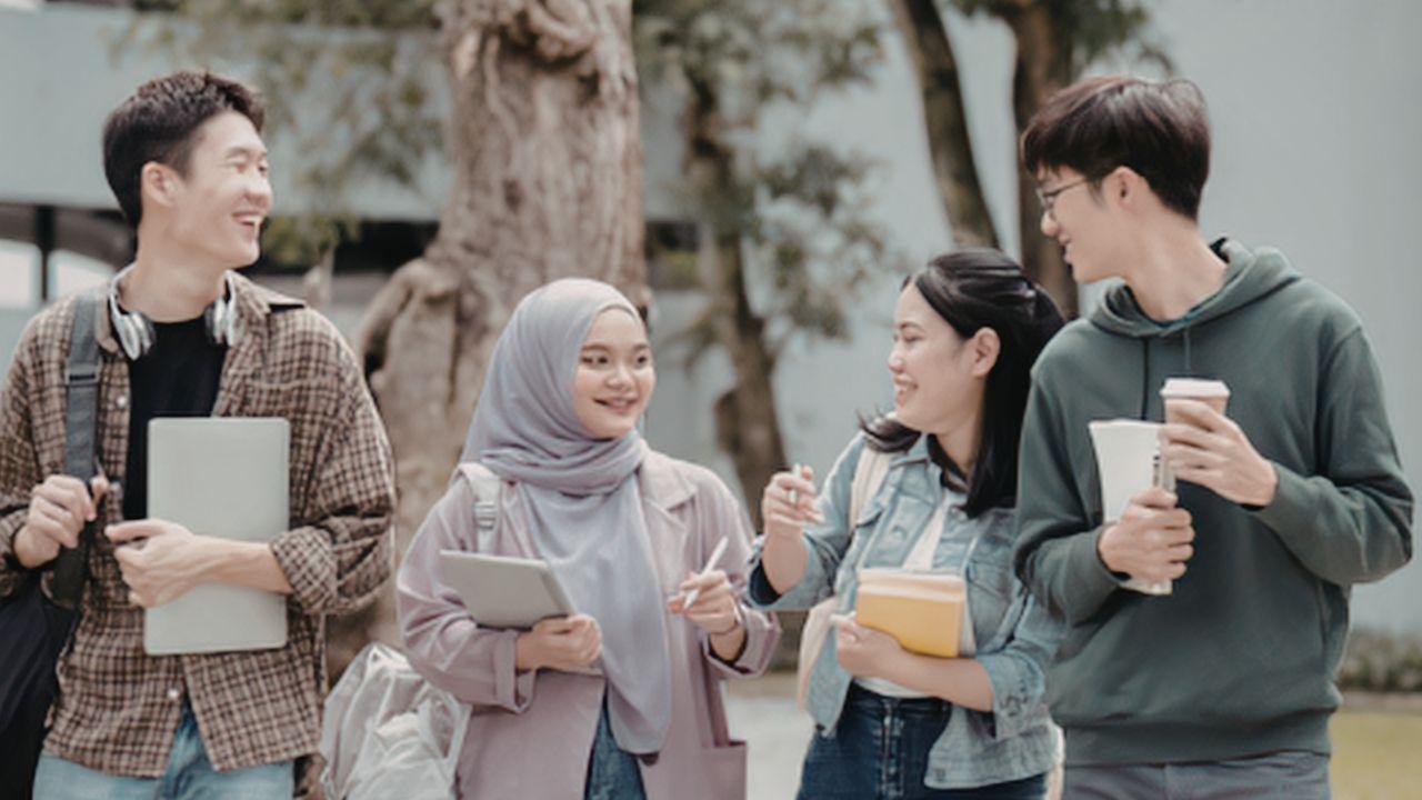 Mahasiswa Dan Gaya Hidup Minimalis: Hidup Sederhana Untuk Fokus Pada Prioritas