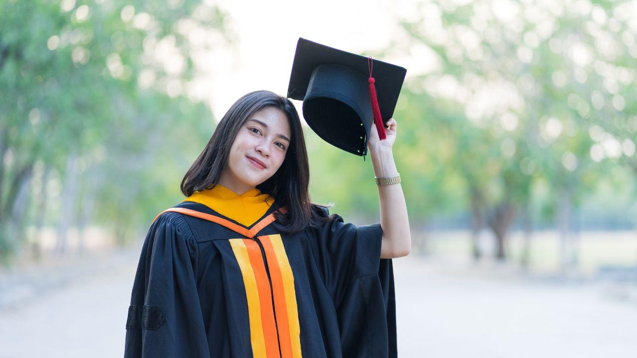 Strategi Universitas Indonesia Dalam Meningkatkan Kualitas Mahasiswa Melalui Kurikulum Inklusif Dan Pendidikan Karakter