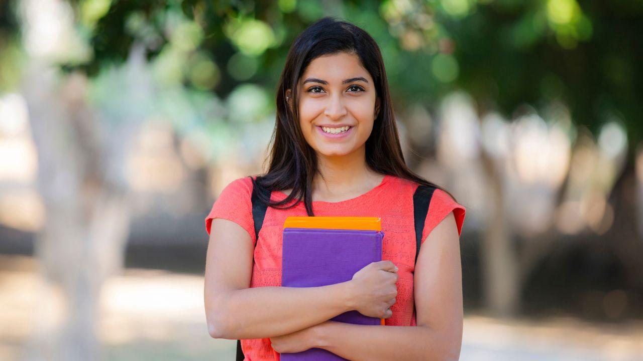 Mahasiswa Indonesia Dan Masa Depan Universitas 2035 Dalam Transformasi Pendidikan Global