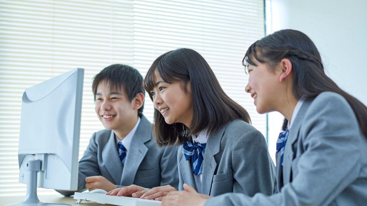 Peran Mahasiswa Dalam Mengembangkan Kemampuan Beradaptasi Di Era Globalisasi