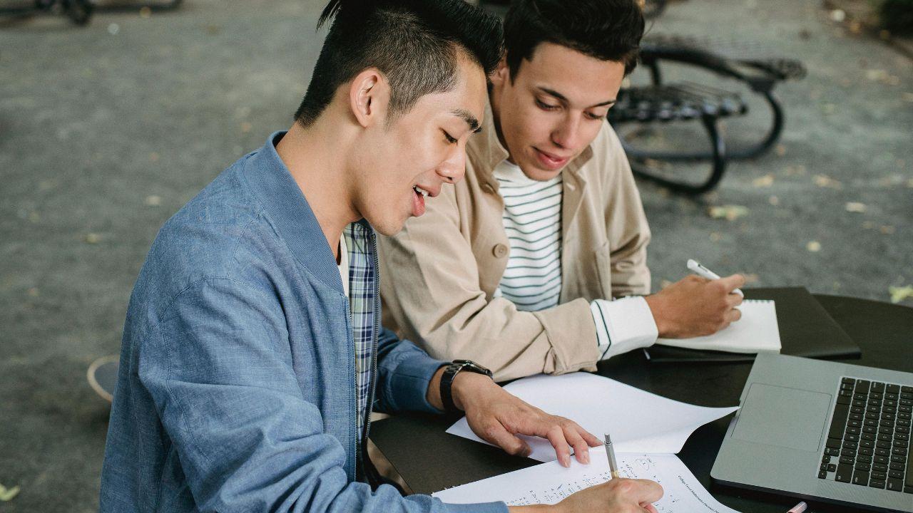 Integrasi Pendidikan Karakter Dalam Metode Pembelajaran Inovatif Bagi Mahasiswa Indonesia