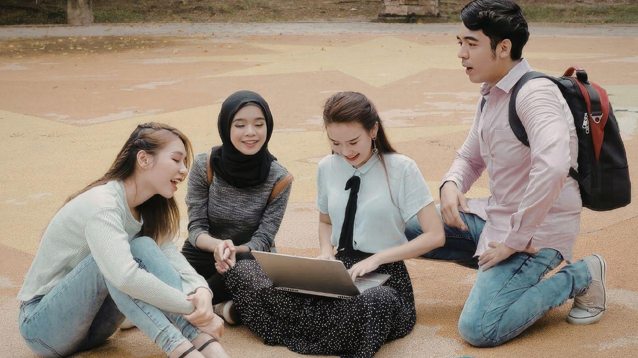 Membangun Mahasiswa Adaptif: Peran Kurikulum, Inklusivitas, Dan Budaya Kampus