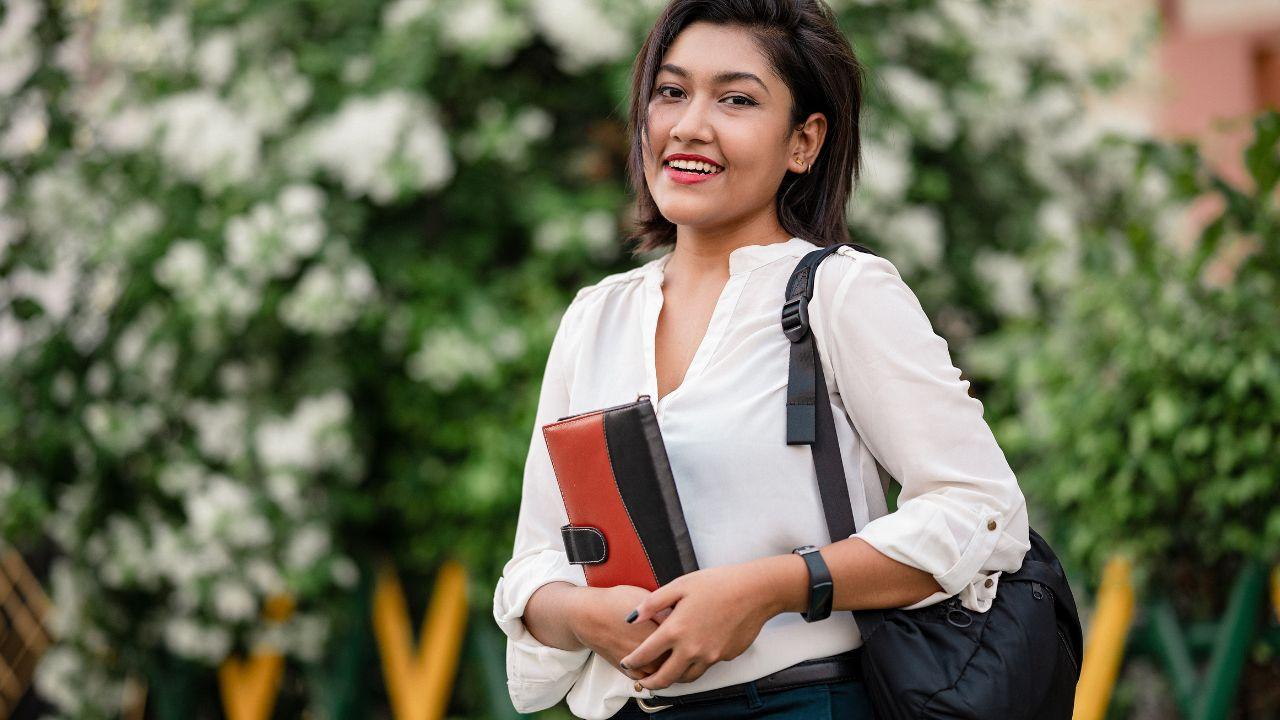 Mahasiswa Dan Literasi Finansial: Mengelola Keuangan Dengan Bijak Selama Kuliah