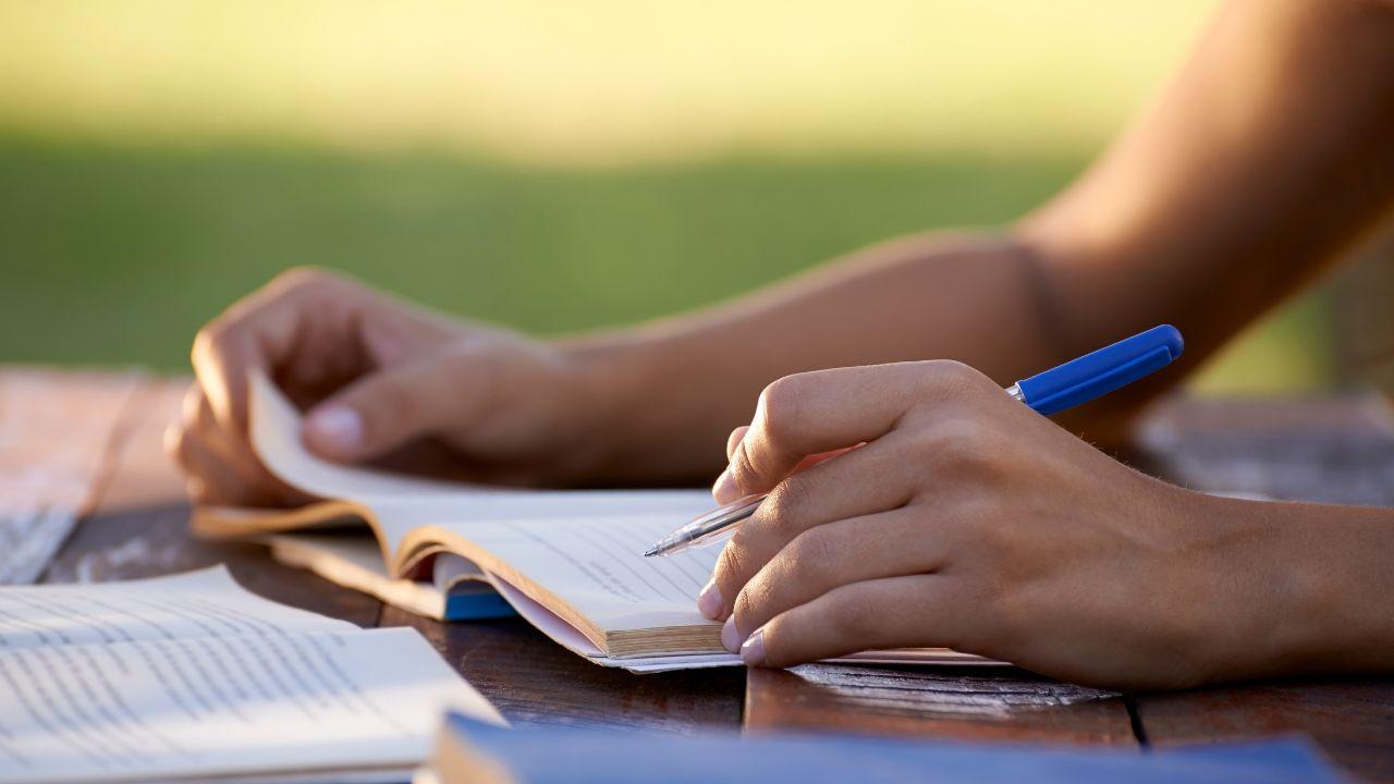 Mahasiswa Dan Proses Belajar Mengambil Keputusan Di Masa Perkuliahan