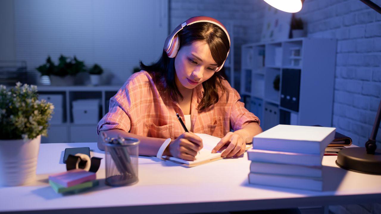 Mahasiswa Dan Makna Solidaritas Dalam Kehidupan Kampus