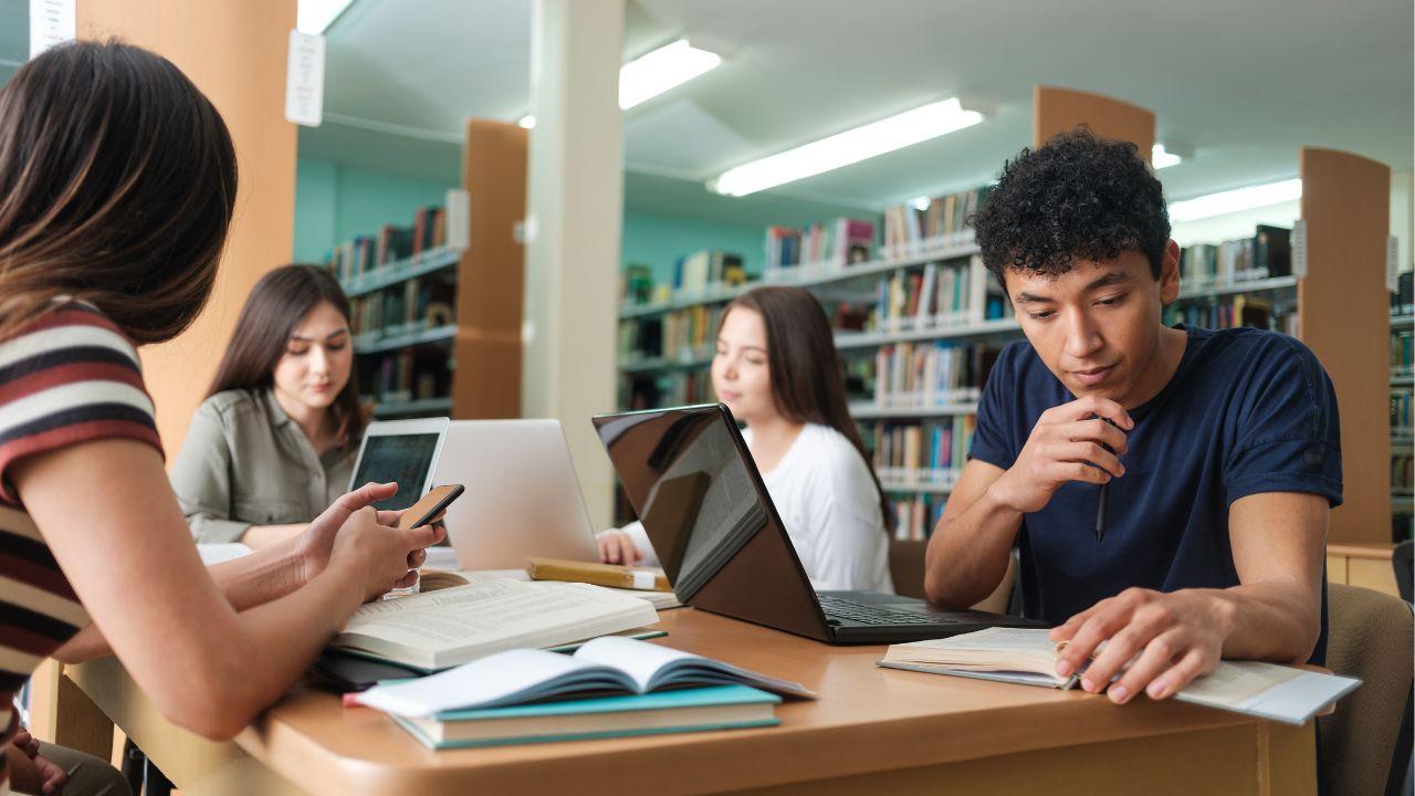 Peran Kampus Dalam Menciptakan Lingkungan Belajar Yang Sehat Bagi Mahasiswa
