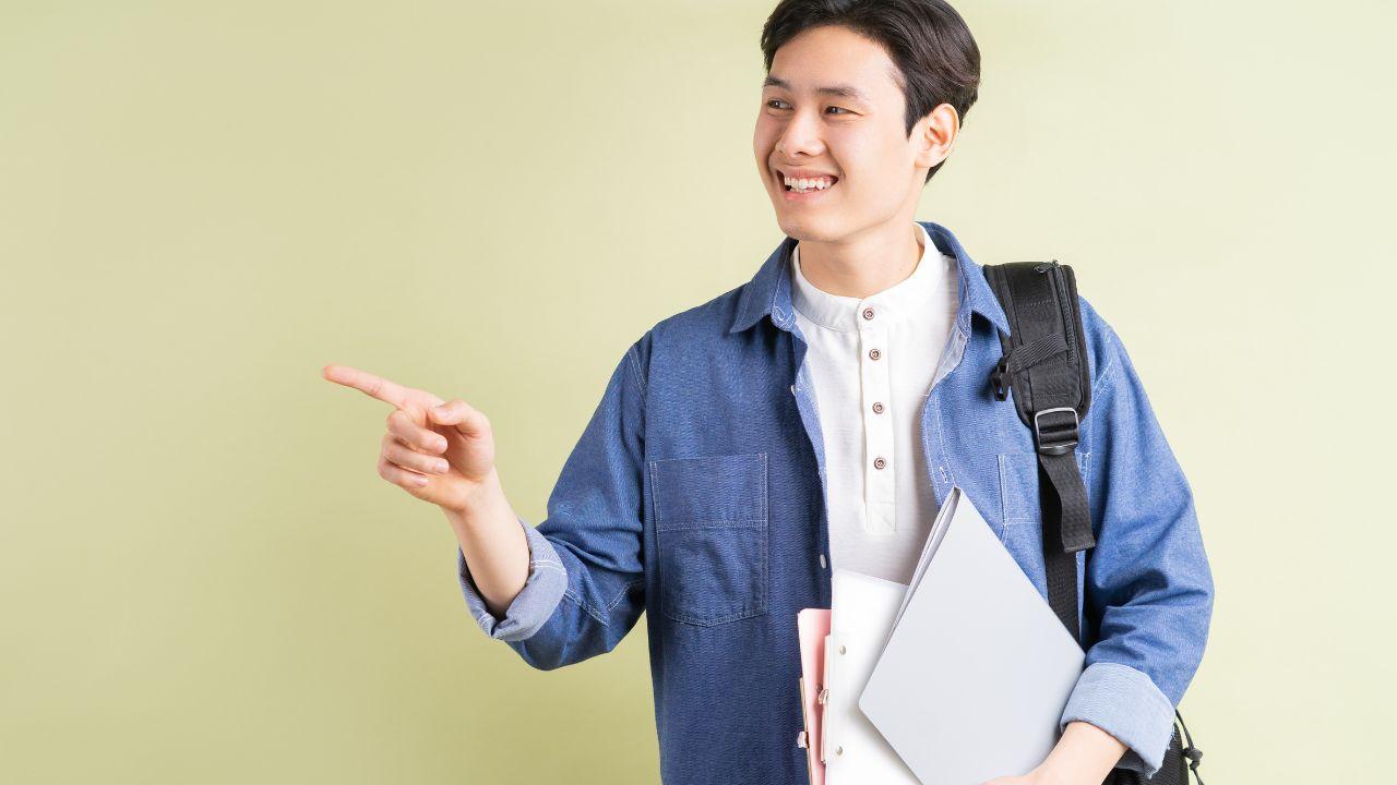 Kehidupan Mahasiswa Di Indonesia: Antara Akademik, Organisasi, Dan Tanggung Jawab Sosial