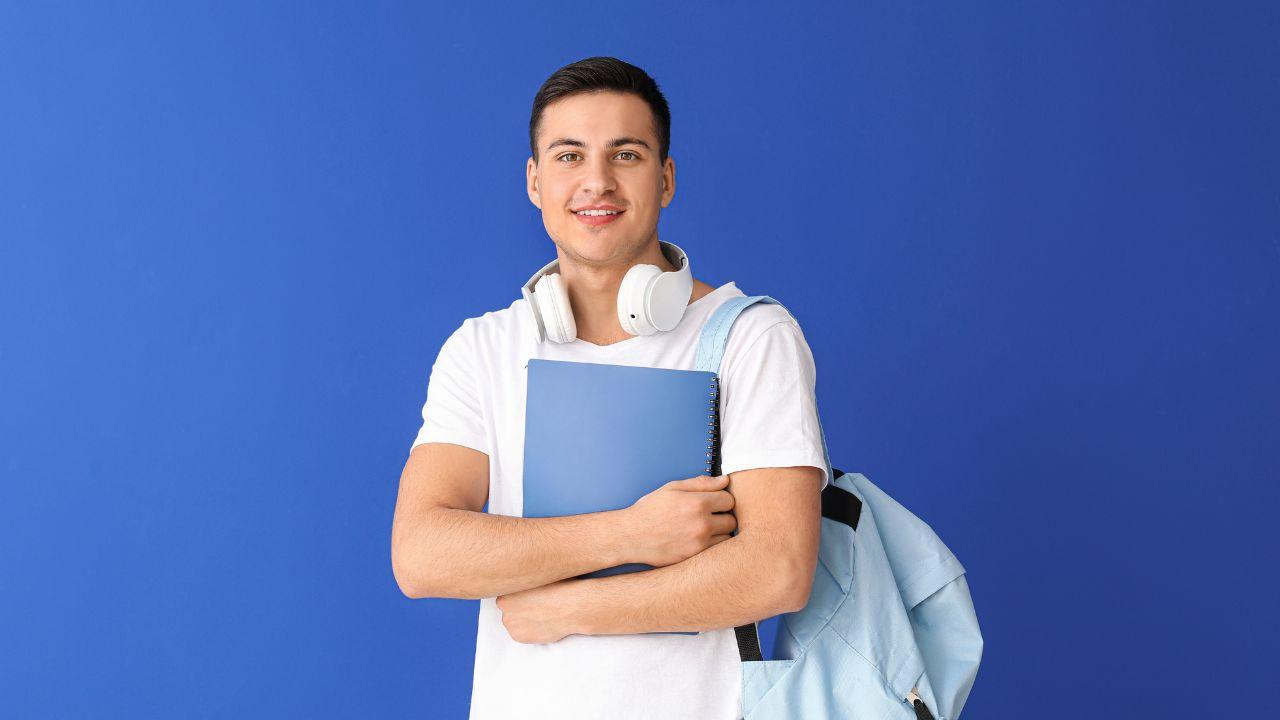 Mahasiswa Indonesia Dan Peran Riset Dalam Meningkatkan Kualitas Akademik