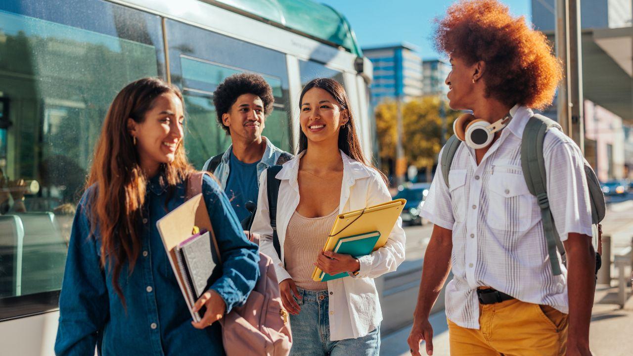 Mahasiswa Indonesia Dalam Dinamika Pendidikan Dan Kehidupan Kampus