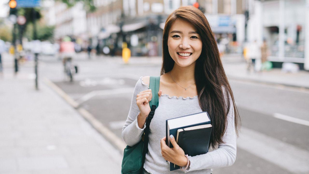 Mahasiswa Indonesia, Tantangan Akademik, Dan Keseimbangan Kehidupan Kampus