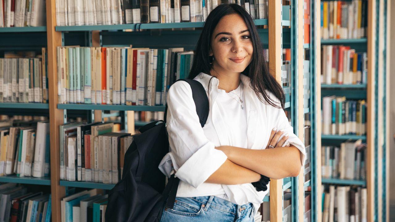 Mahasiswa Indonesia Dan Implementasi Pendidikan Inklusif Bagi Difabel Di Universitas