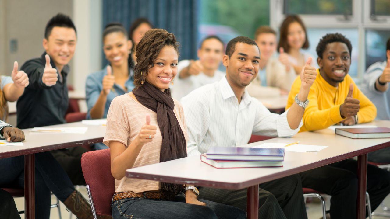 Mahasiswa Indonesia Dan Penguatan Soft Skills Sebagai Bekal Masa Depan