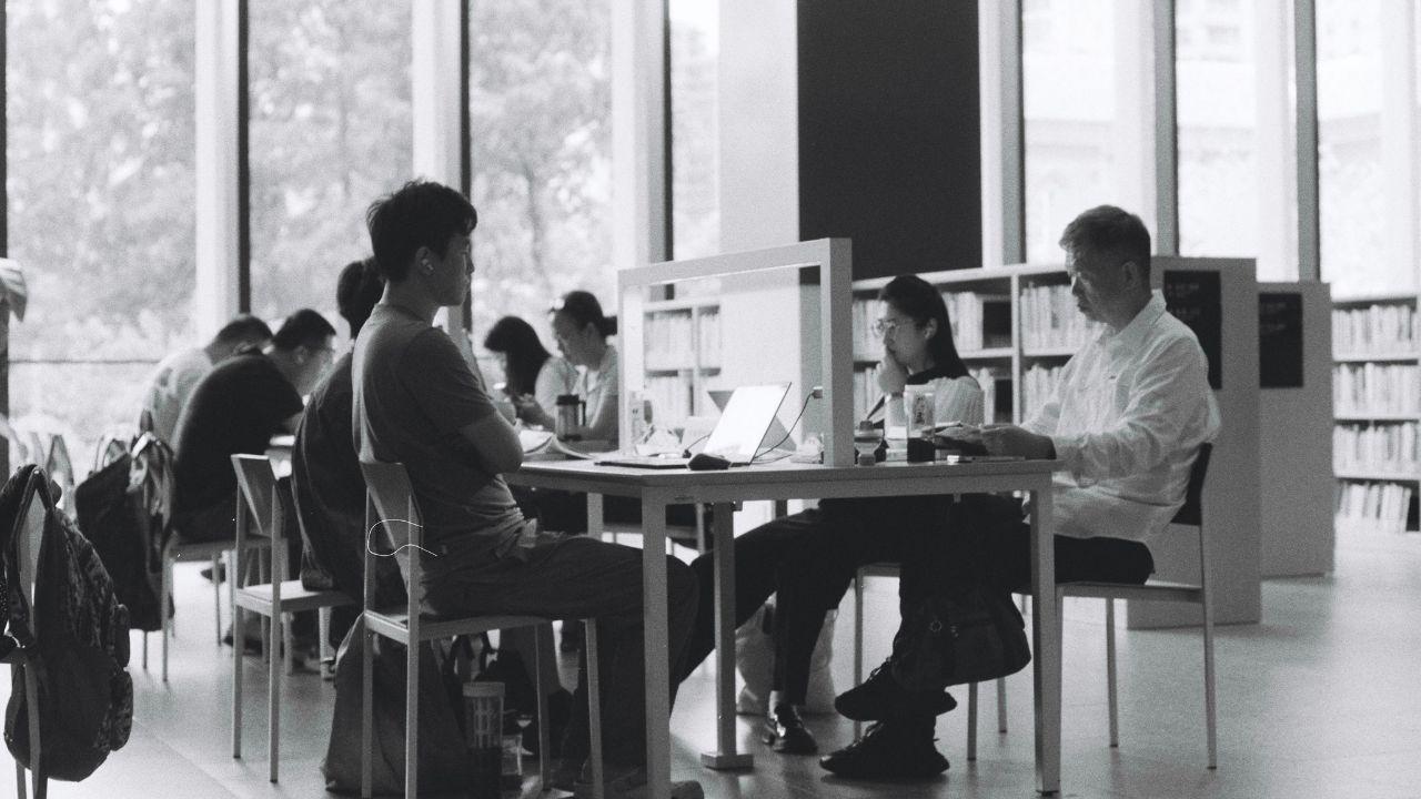 Etika Akademik Sebagai Landasan Profesionalisme Mahasiswa