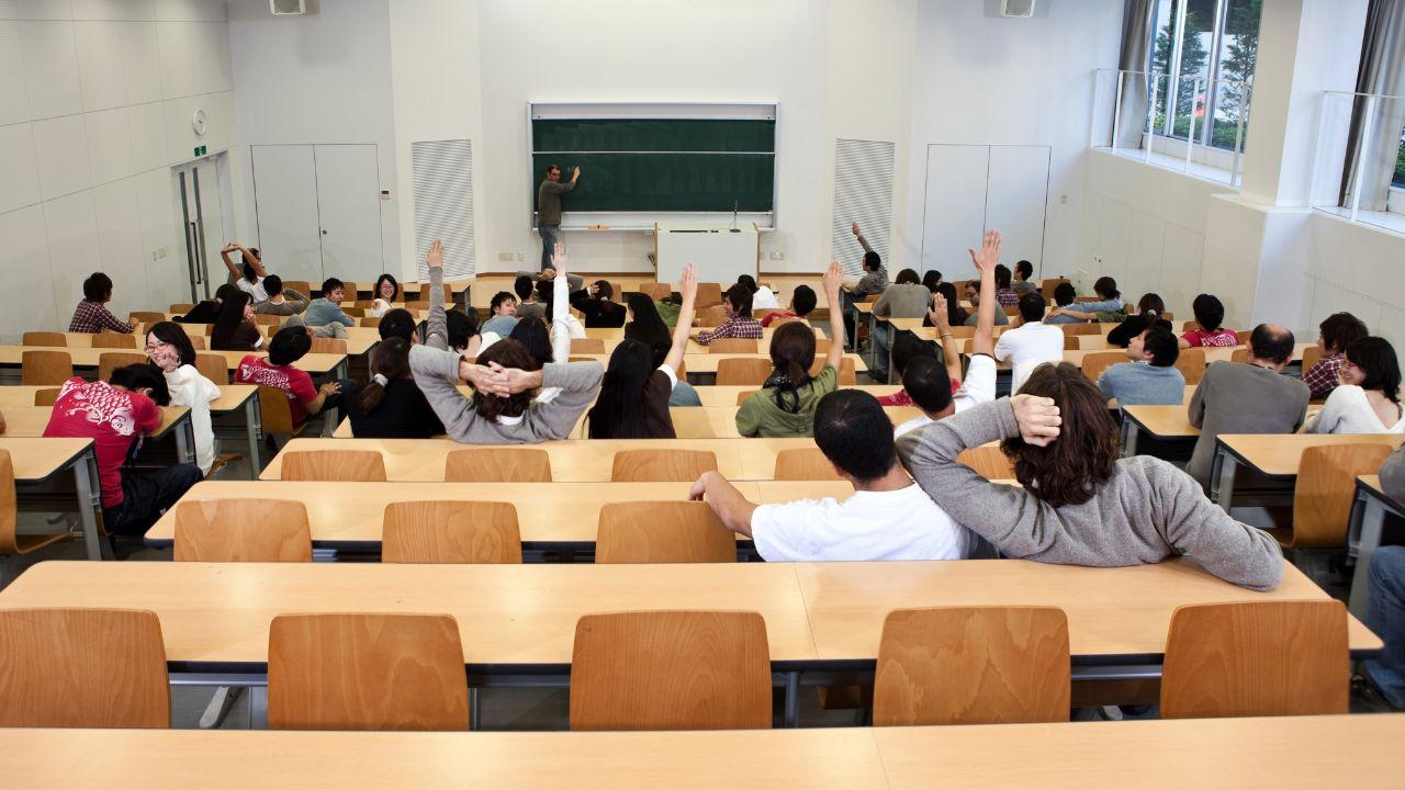 Transformasi Pendidikan Tinggi: Bagaimana Mahasiswa Menyikapi Kampus Yang Terus Berubah