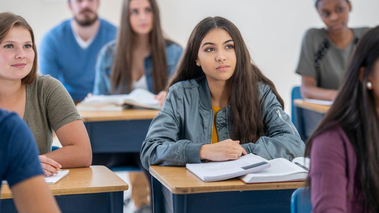 Mahasiswa Dan Peran Universitas Dalam Menjamin Mutu Pendidikan Tinggi