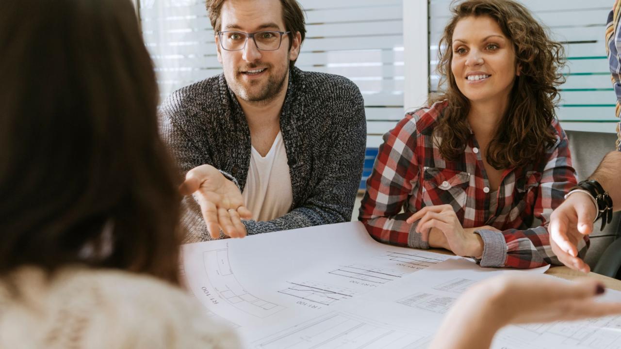 Mahasiswa Dan Strategi Universitas Dalam Mengembangkan Kewirausahaan