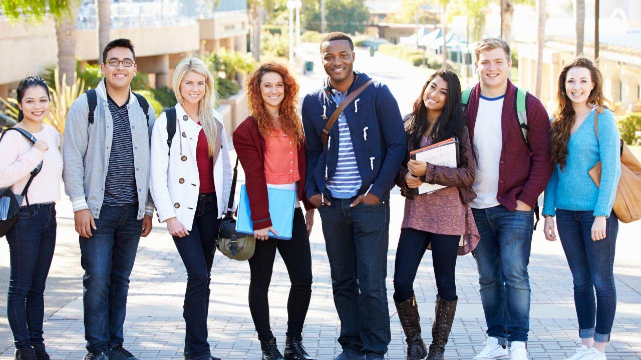 Mahasiswa Dan Pendidikan Karakter: Membangun Integritas Di Kampus