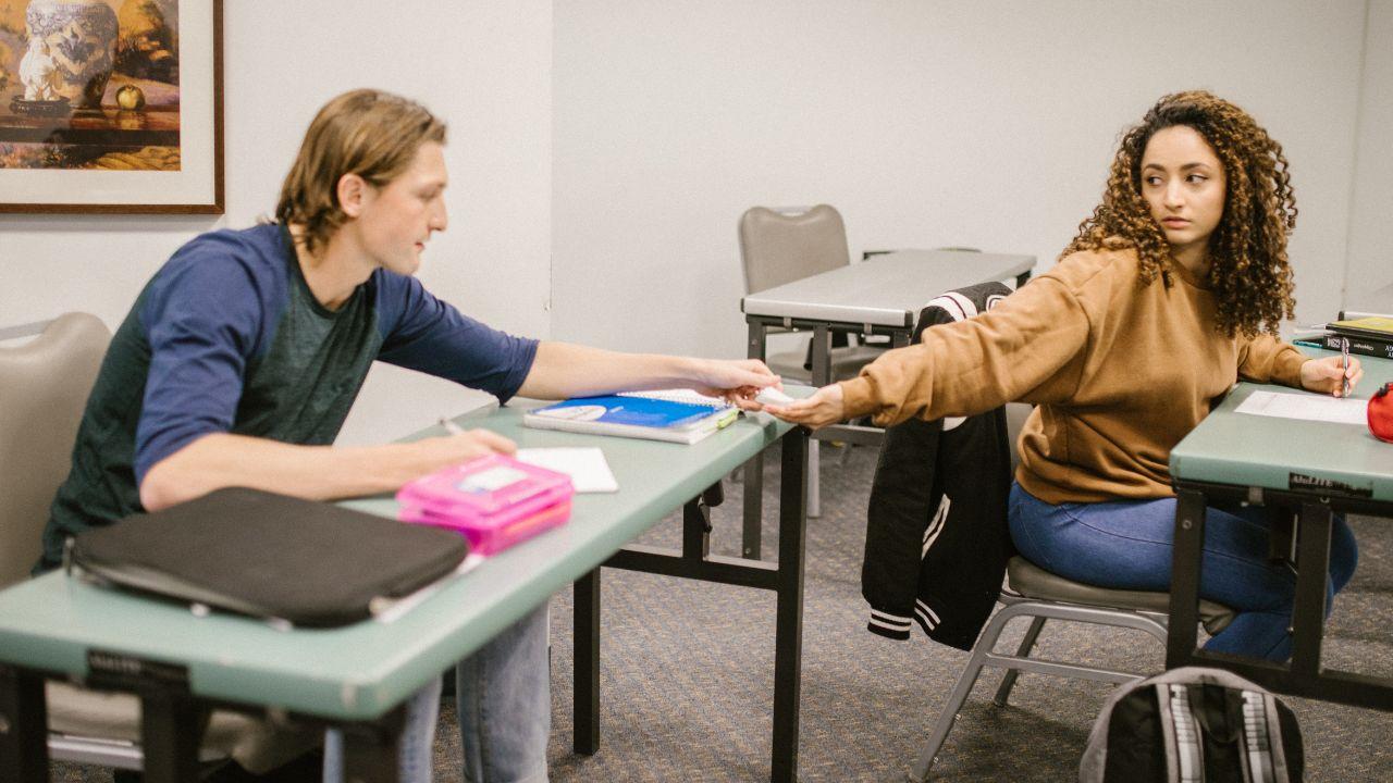 Mahasiswa Cerdas Dan Berkarakter: Menyambut Era Pembelajaran Modern