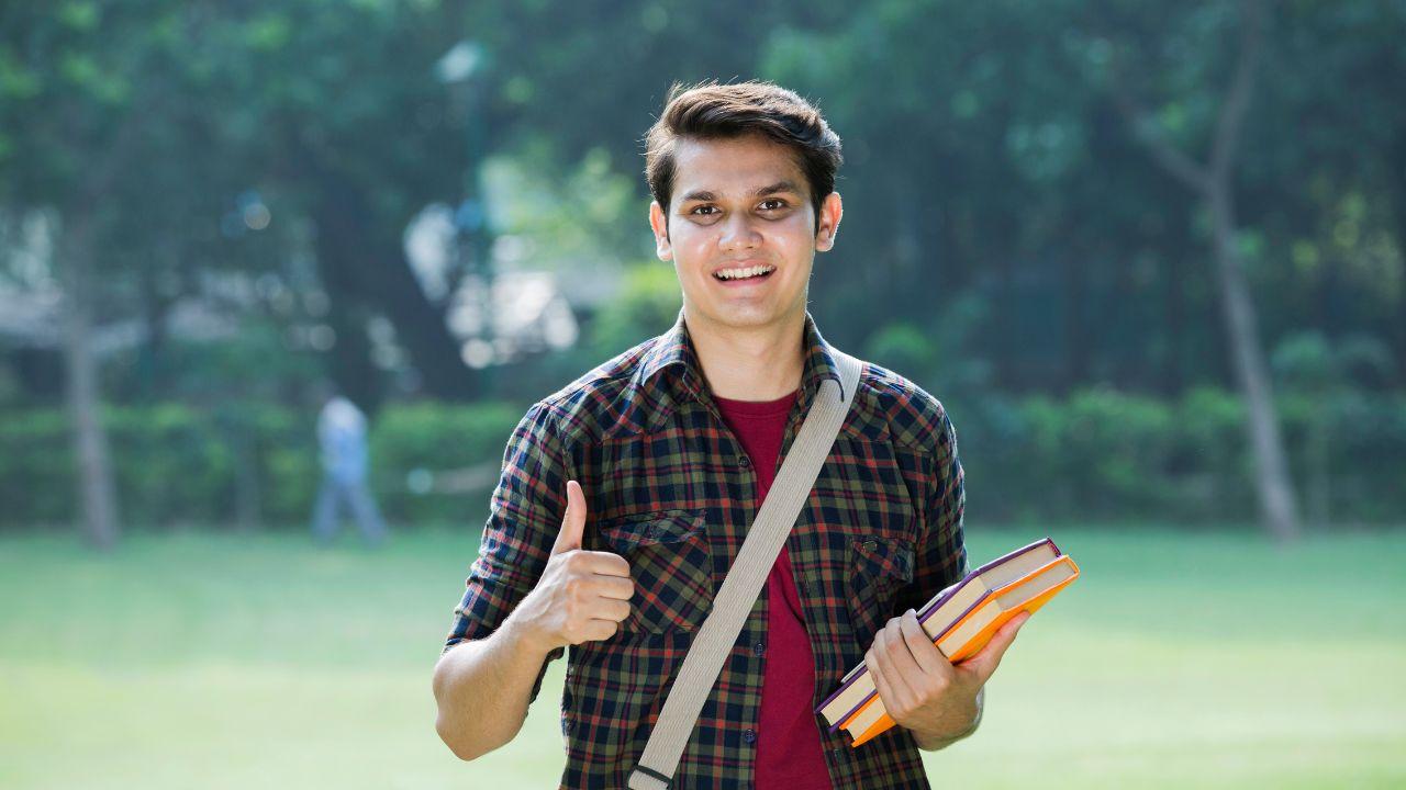 Mengeksplorasi Dunia Kampus: Kreativitas, Sosial, Dan Pengembangan Diri