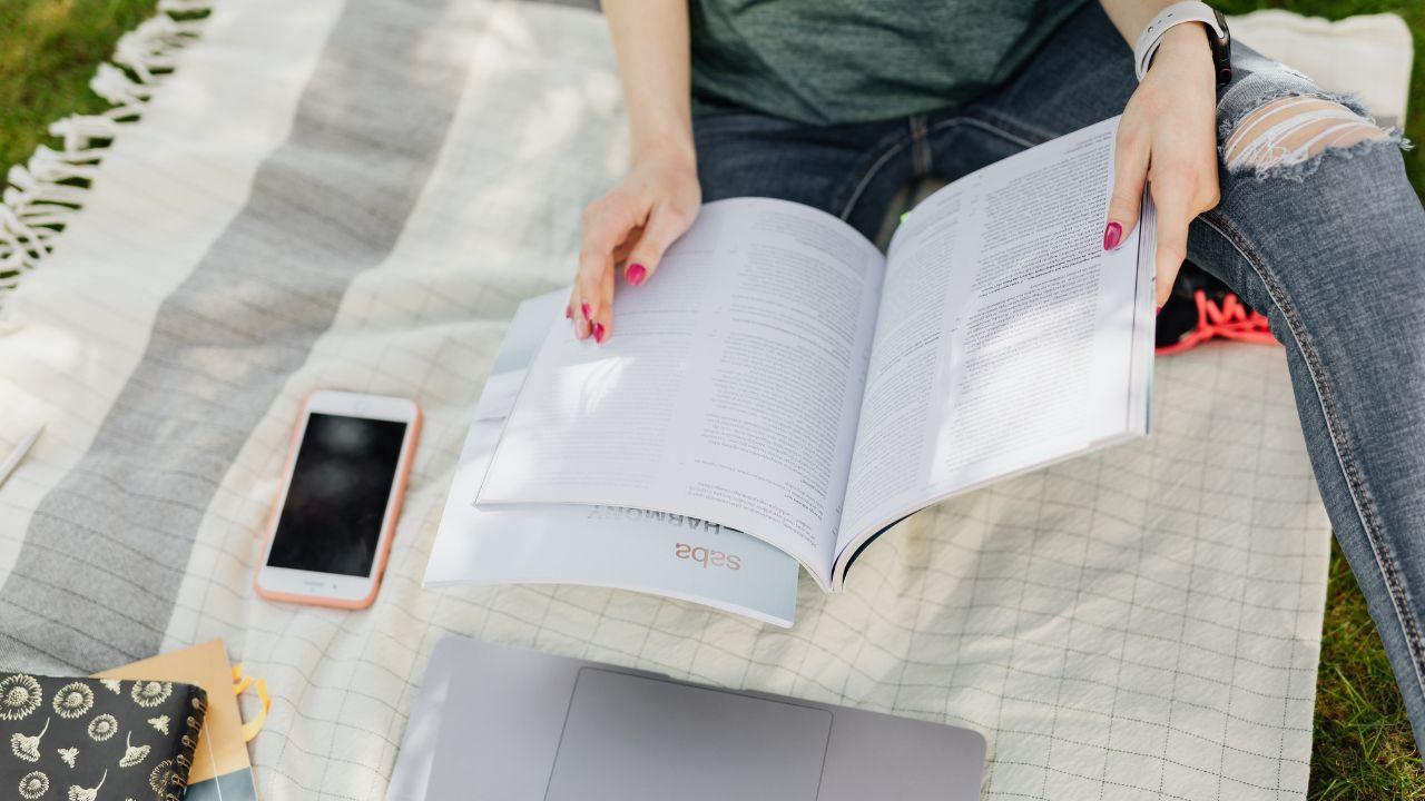 Membangun Kemandirian Dan Kesiapan Karier Di Kampus