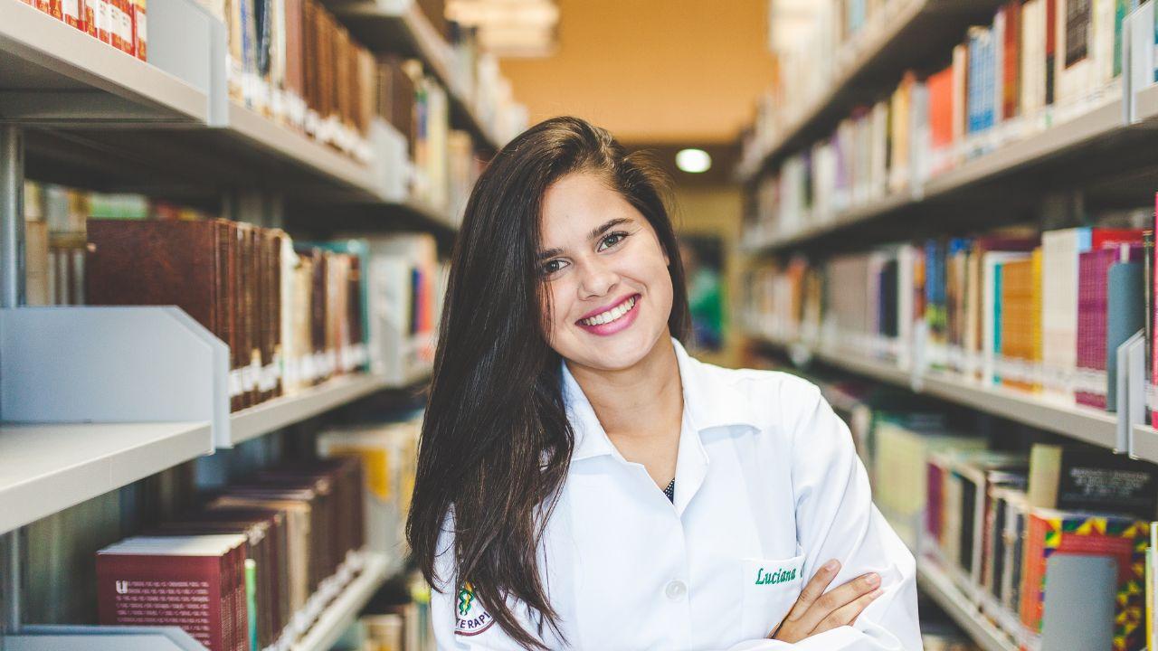 Universitas Dan Peran Strategisnya Dalam Membentuk Generasi Mahasiswa