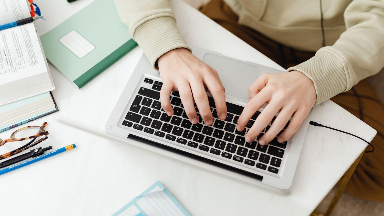 Harmoni Kehidupan Kampus: Menguatkan Akademik, Kesehatan, Dan Kepedulian Sosial Mahasiswa