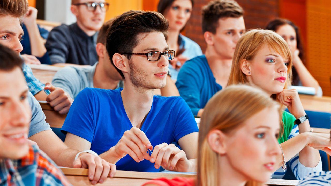 Kehidupan Mahasiswa Dan Seni Merawat Diri Di Tengah Kesibukan Kuliah