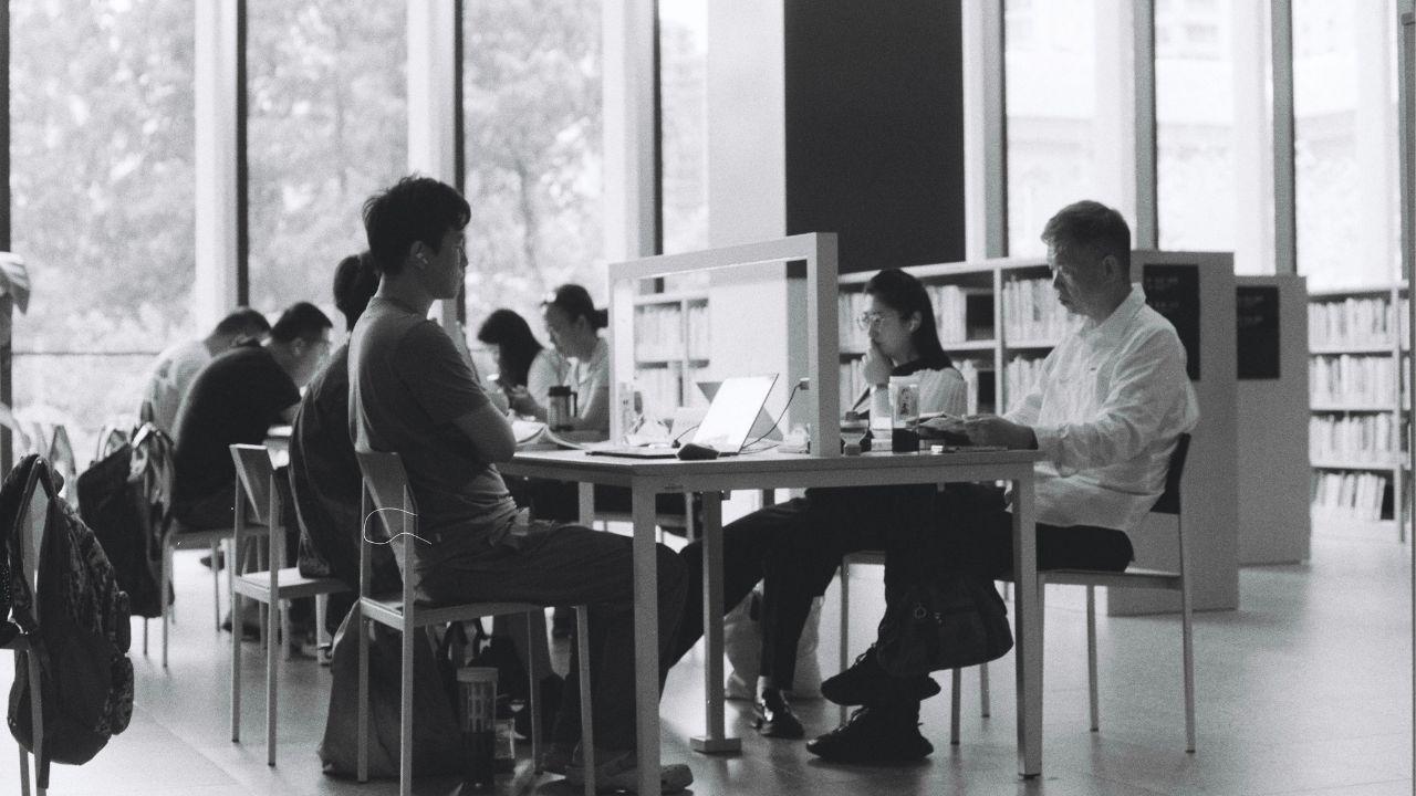 Mahasiswa Dan Transformasi Budaya Belajar Di Perguruan Tinggi Indonesia