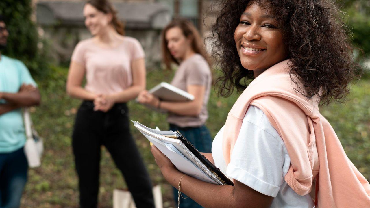 Kurikulum Adaptif Dan Peran Mahasiswa Dalam Meningkatkan Mutu Pendidikan Tinggi Indonesia