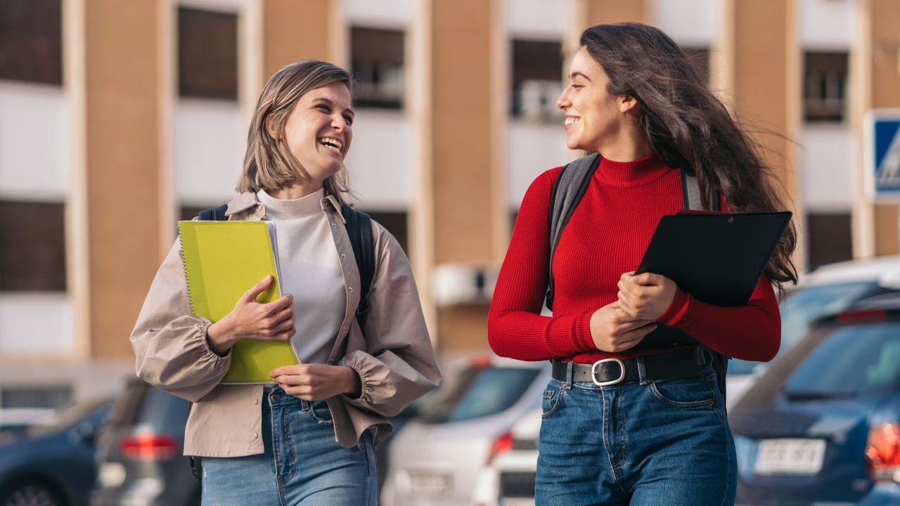 Menyiapkan Mahasiswa Indonesia Yang Tangguh Melalui Kurikulum Relevan Dan Pendidikan Karakter
