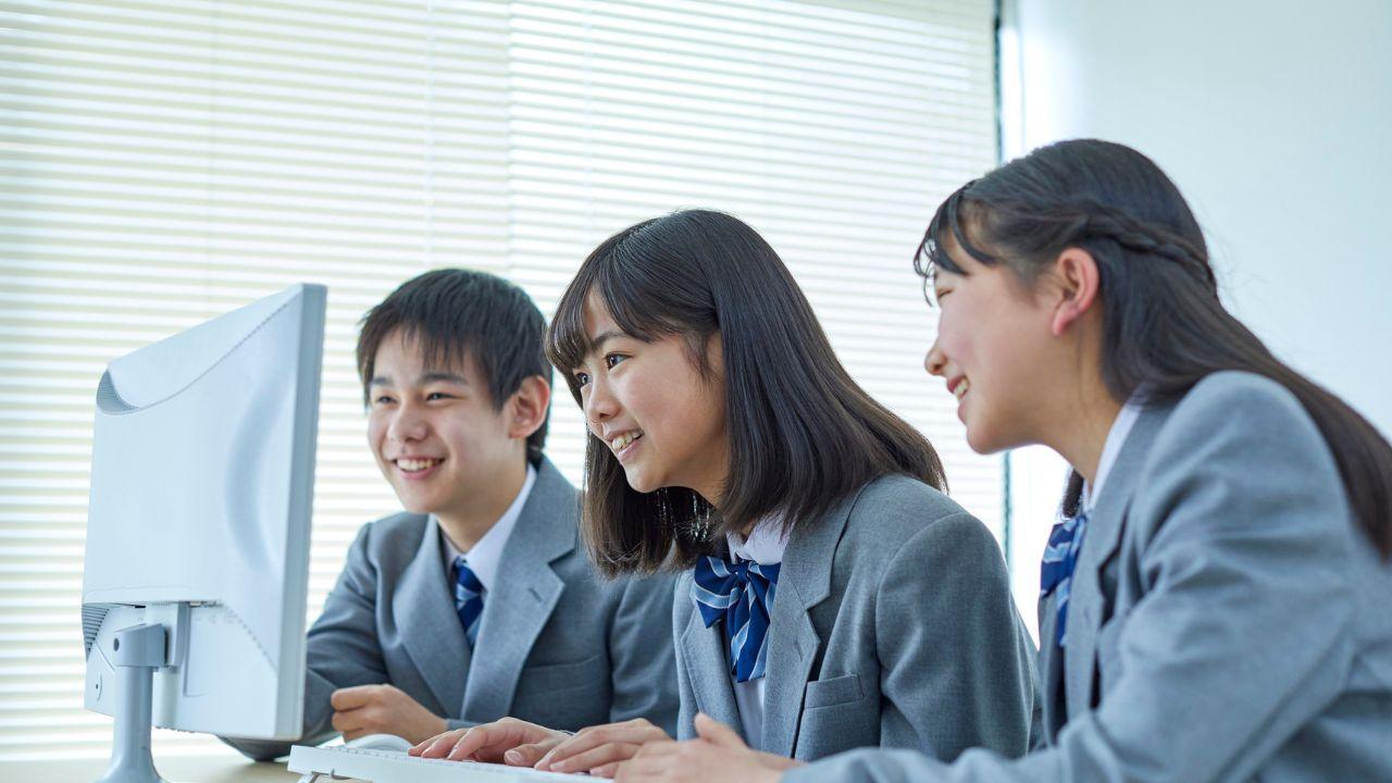 Peran Sosial Mahasiswa Di Masyarakat: Antara Intelektual Muda Dan Agen Perubahan