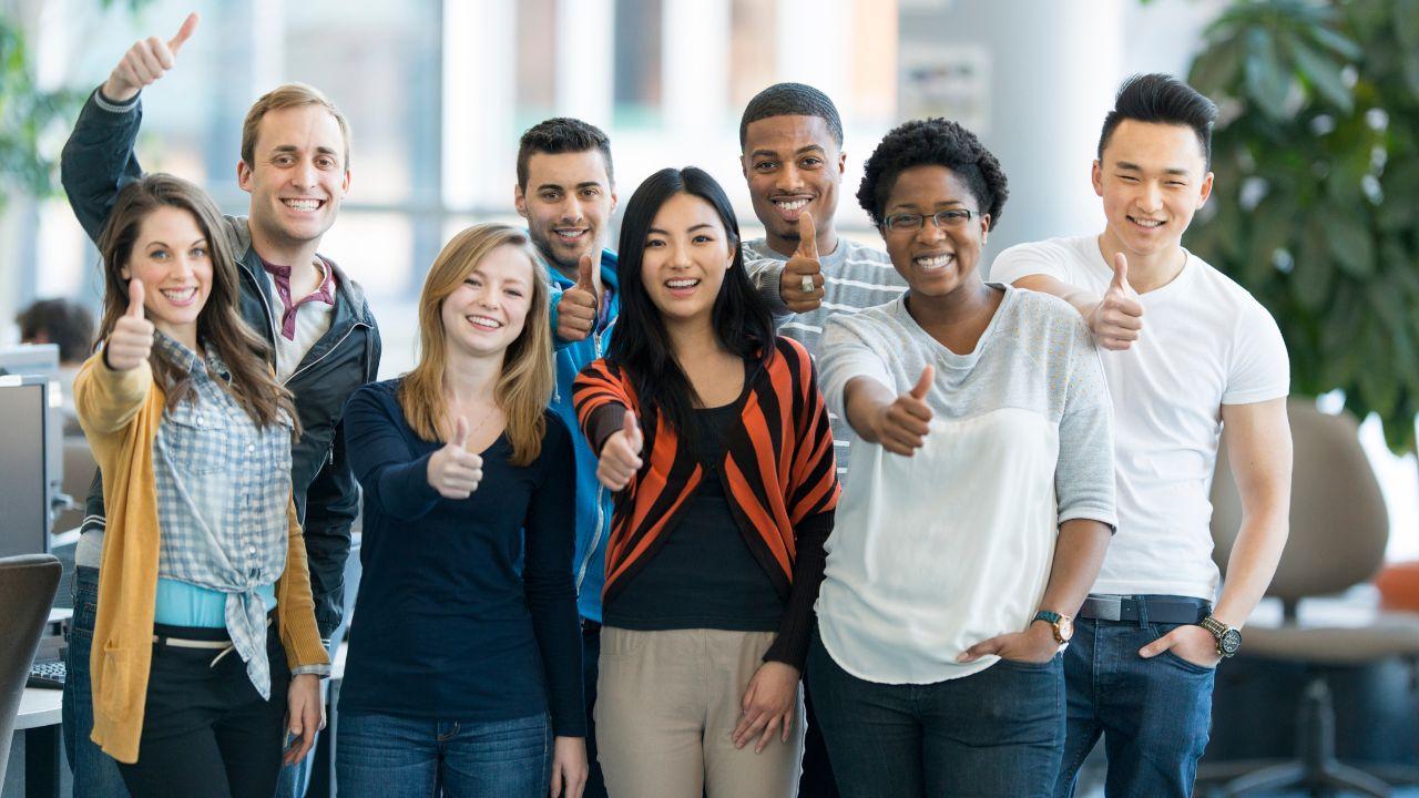 Mahasiswa Dan Tekanan Ekspektasi: Antara Harapan Keluarga Dan Realitas Diri