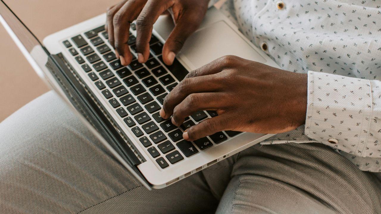 Mahasiswa Dan Dunia Kerja: Mempersiapkan Diri Sejak Bangku Kuliah