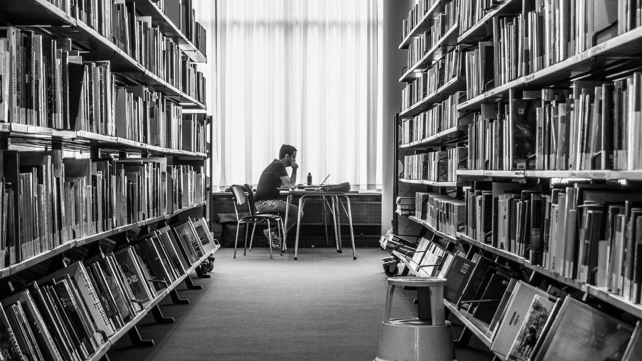 Perjalanan Kehidupan Mahasiswa Indonesia Di Lingkungan Perguruan Tinggi