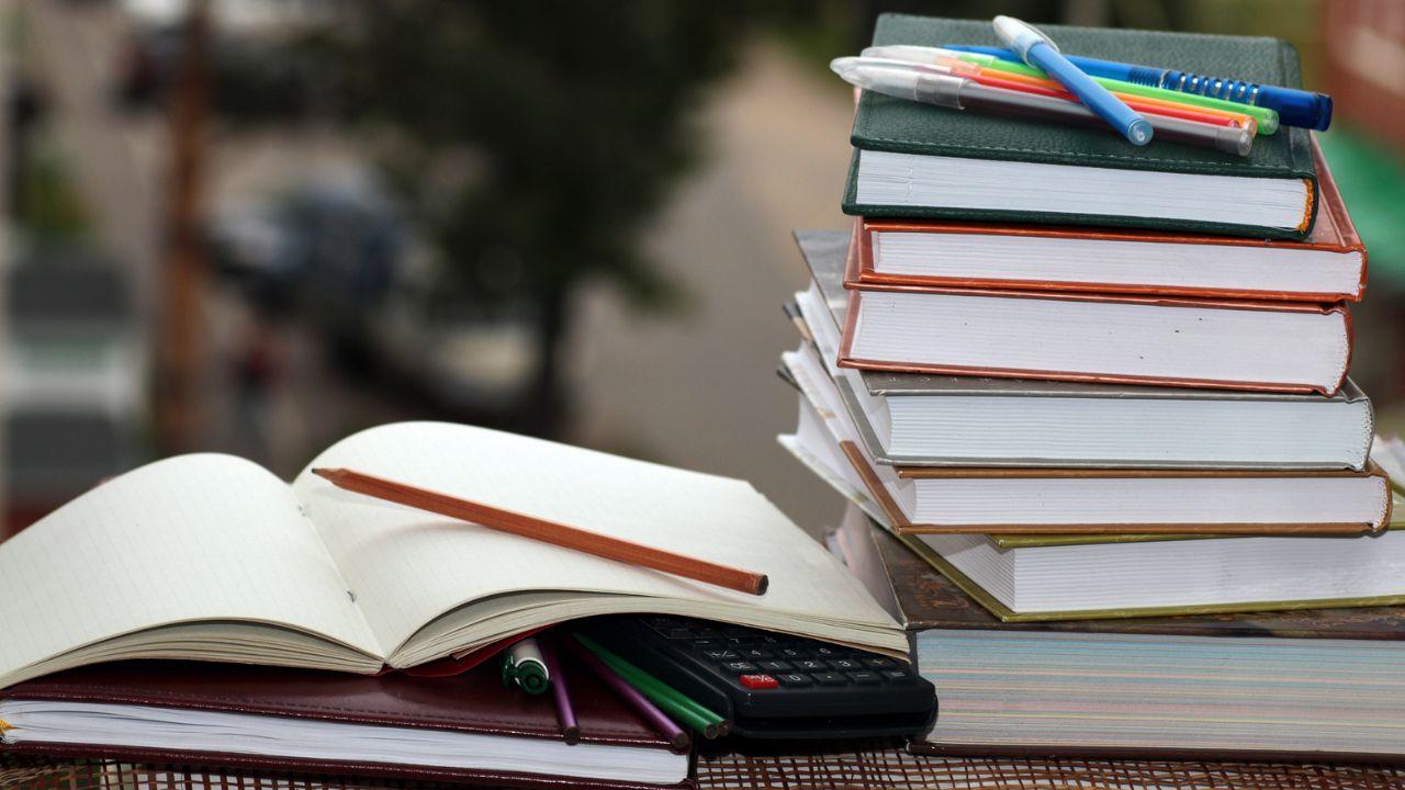 Kehidupan Mahasiswa Indonesia: Antara Tanggung Jawab Pribadi Dan Akademik