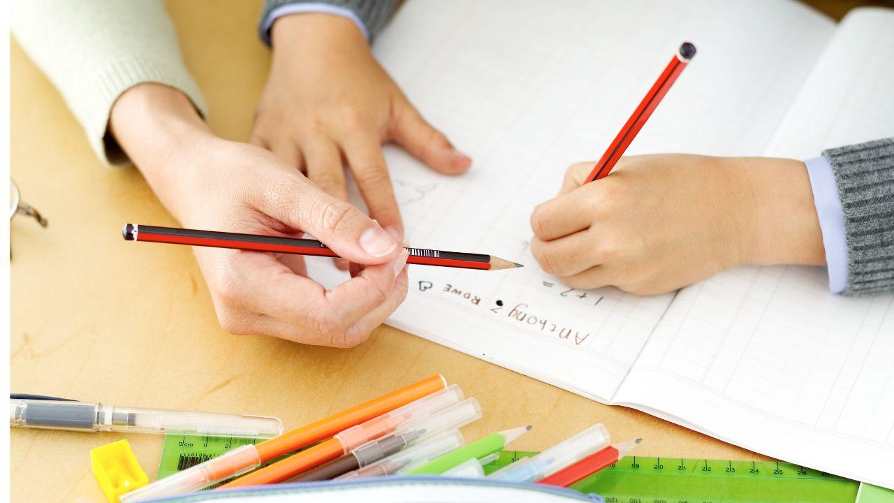 Kehidupan Mahasiswa Indonesia: Proses Belajar Di Dalam Dan Di Luar Kampus