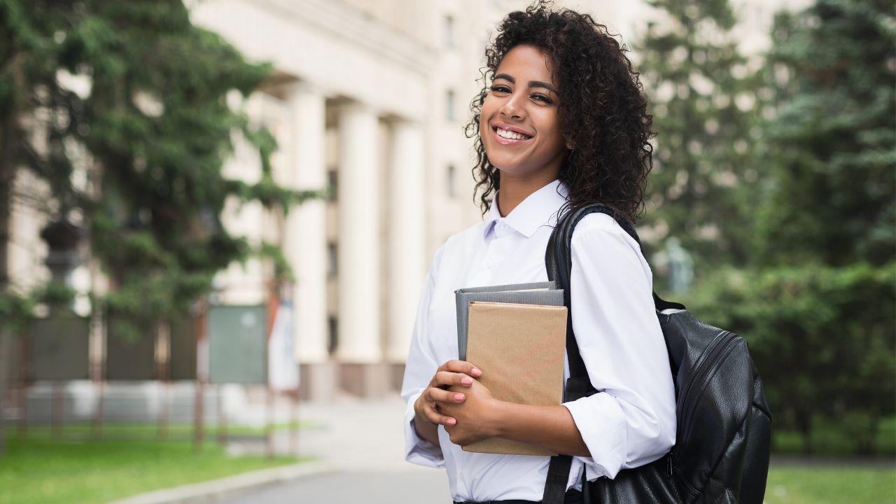 Mahasiswa Dan Pengalaman Menghadapi Sistem Evaluasi Dan Penilaian Akademik