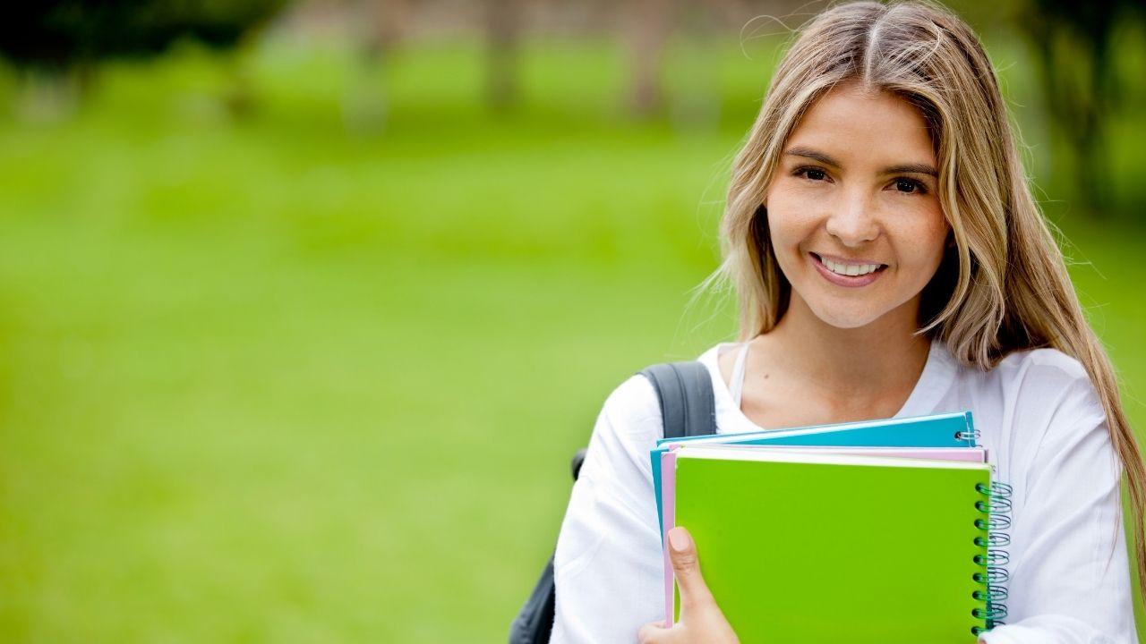 Mahasiswa Dan Literasi Keuangan: Menjadi Pintar Mengelola Uang Sejak Kuliah