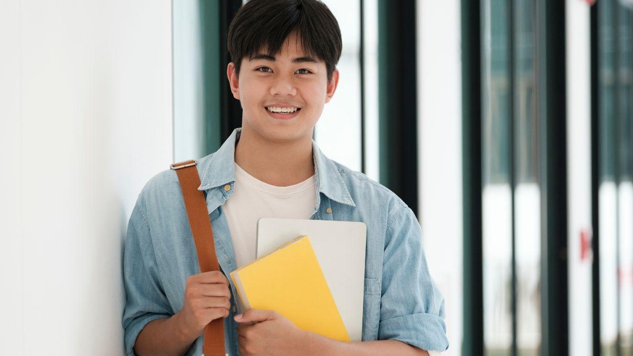 Mahasiswa Indonesia Dan Literasi Keuangan: Belajar Mengelola Uang Sejak Bangku Kuliah