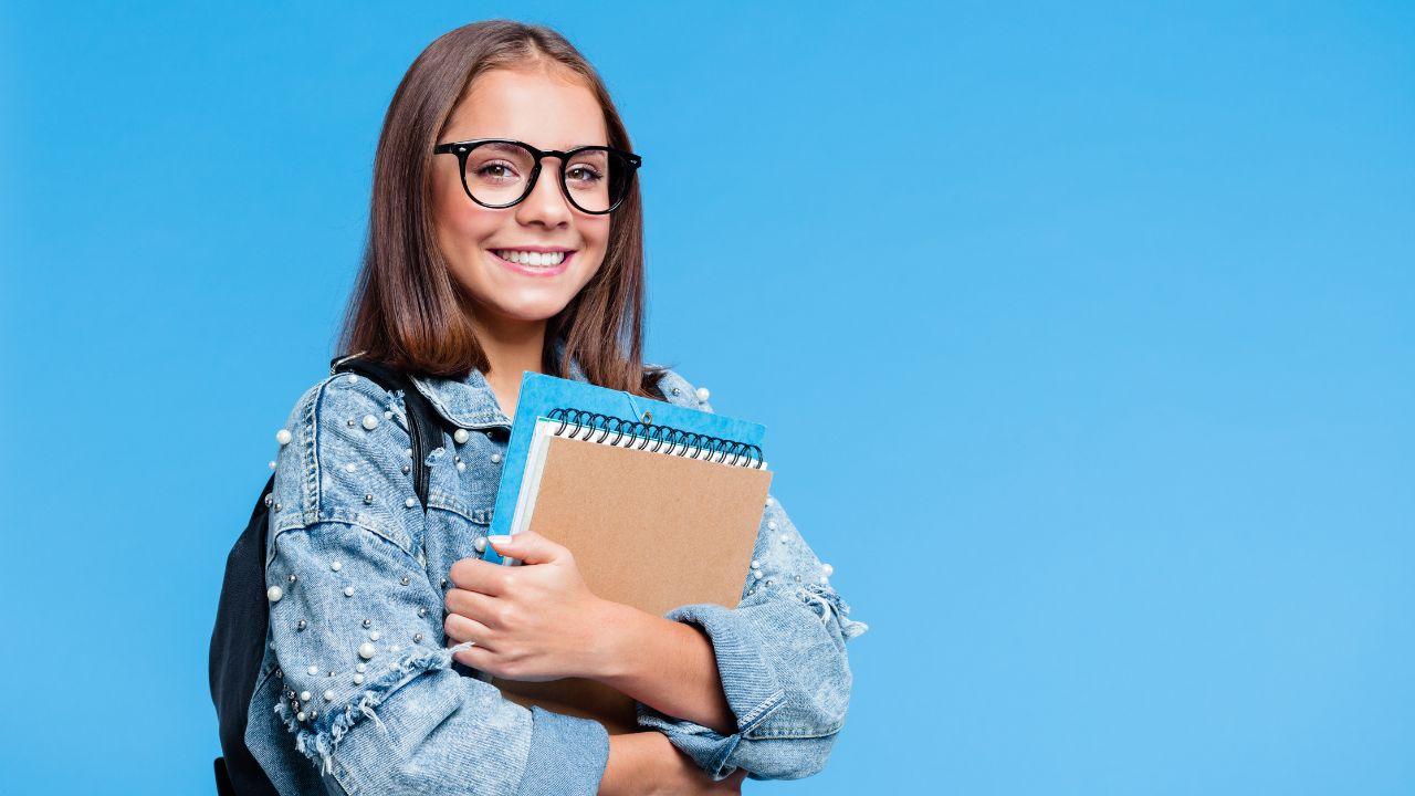 Gaya Hidup Mahasiswa Modern: Antara Tren, Tekanan Sosial, Dan Kesadaran Diri