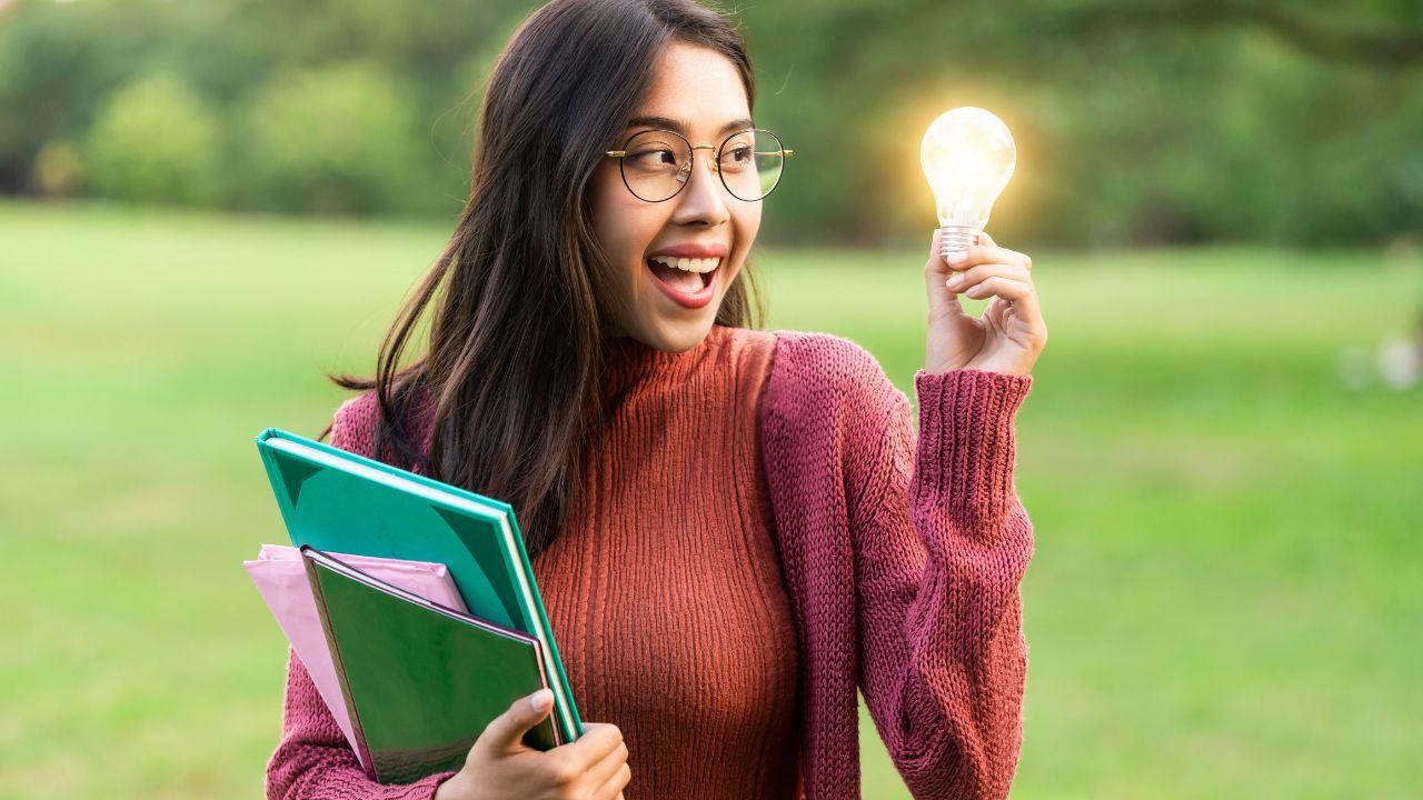 Skripsi Dan Tekanan Akhir Studi: Fase Penentuan Dalam Kehidupan Mahasiswa