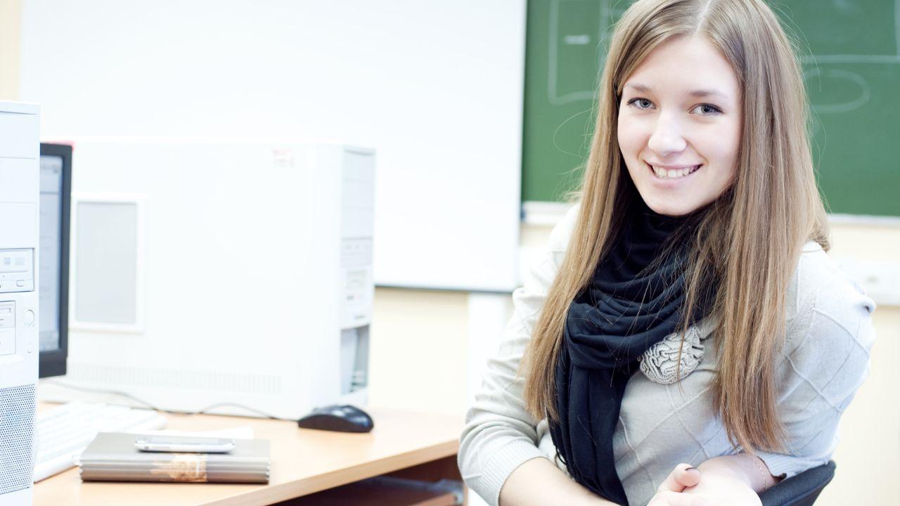 Tantangan Mahasiswa Di Perguruan Tinggi Negeri Dan Swasta