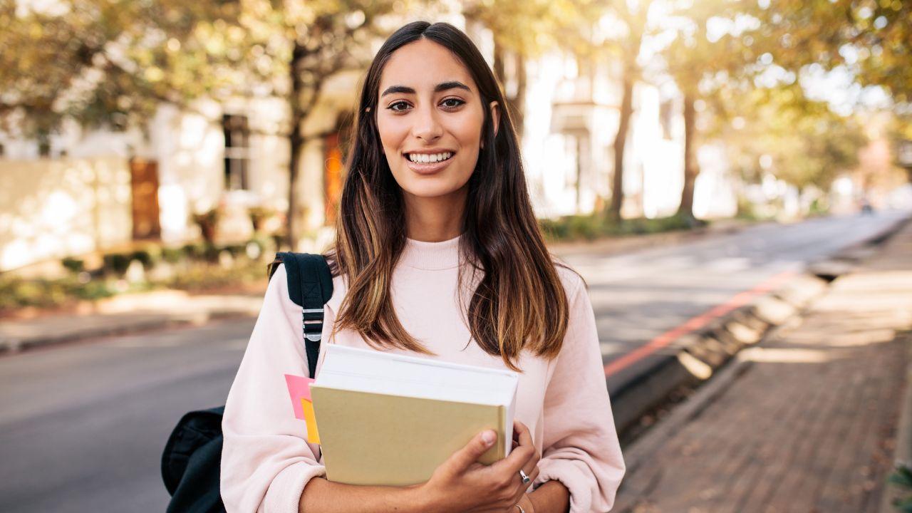 Mahasiswa Sebagai Agen Perubahan Sosial