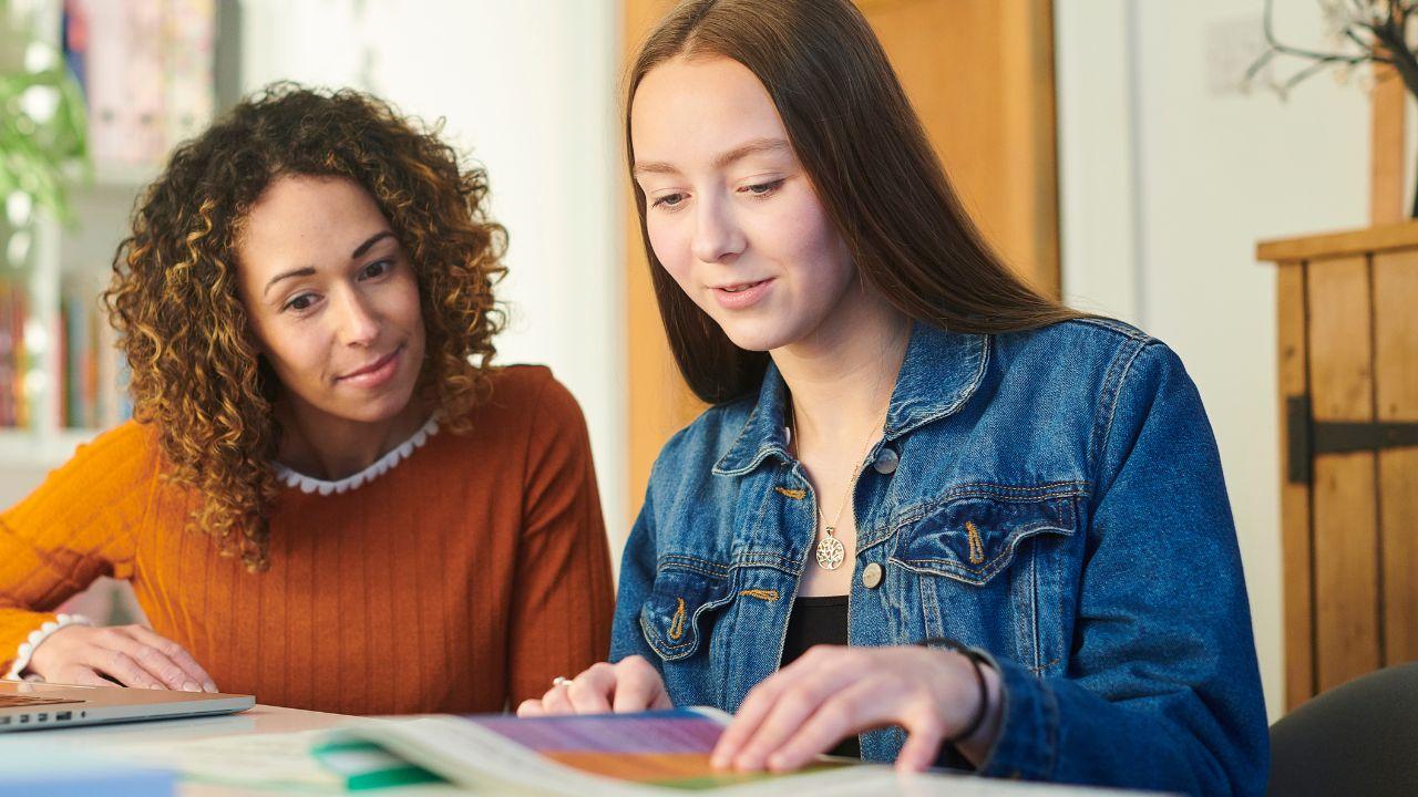 Mahasiswa Dan Tantangan Kehidupan Di Perantauan